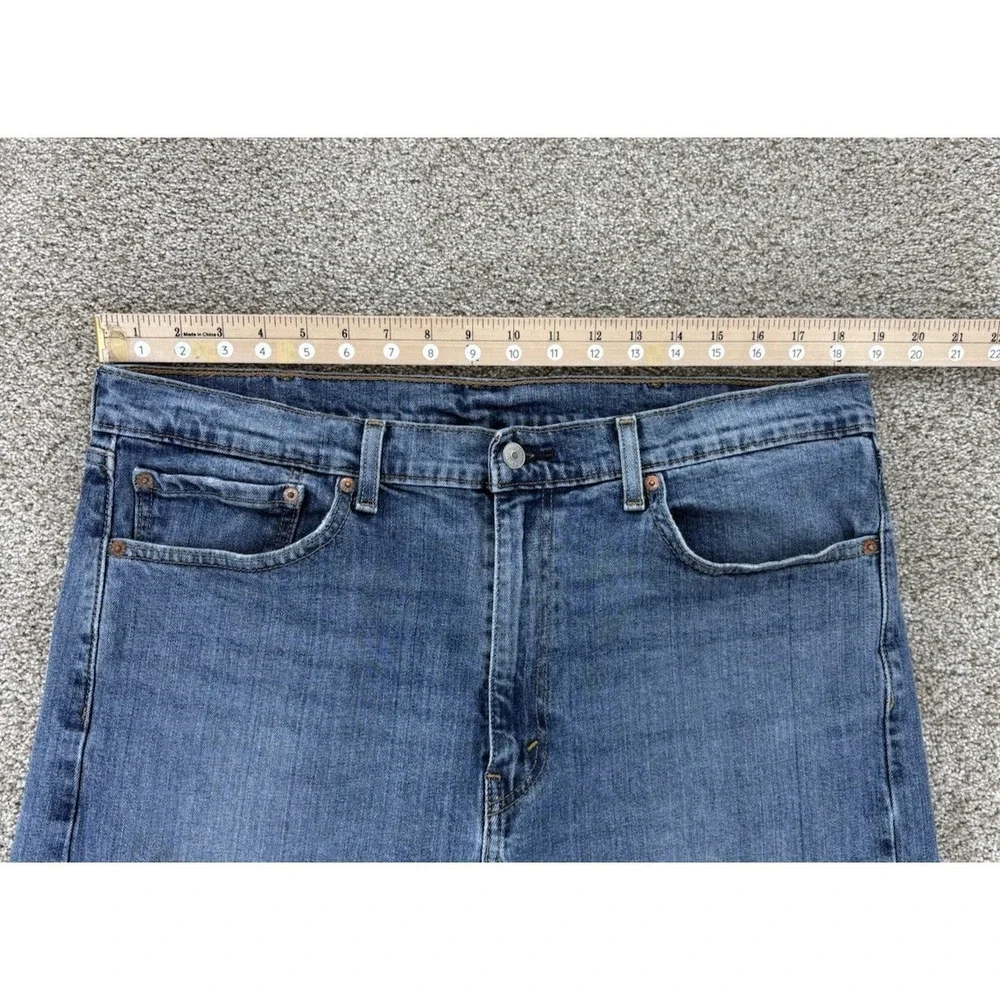Levi's 505 Jeans Mens 38x32 Blue Medium Wash Stretch Denim Classic Straight